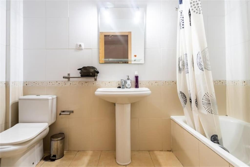 Centrico A 250 Metros De La Playa & Parking Apartamento *